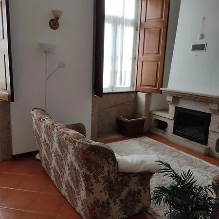 Гостевой дом Casa Cardeal Saraiva Понте-де-Лима